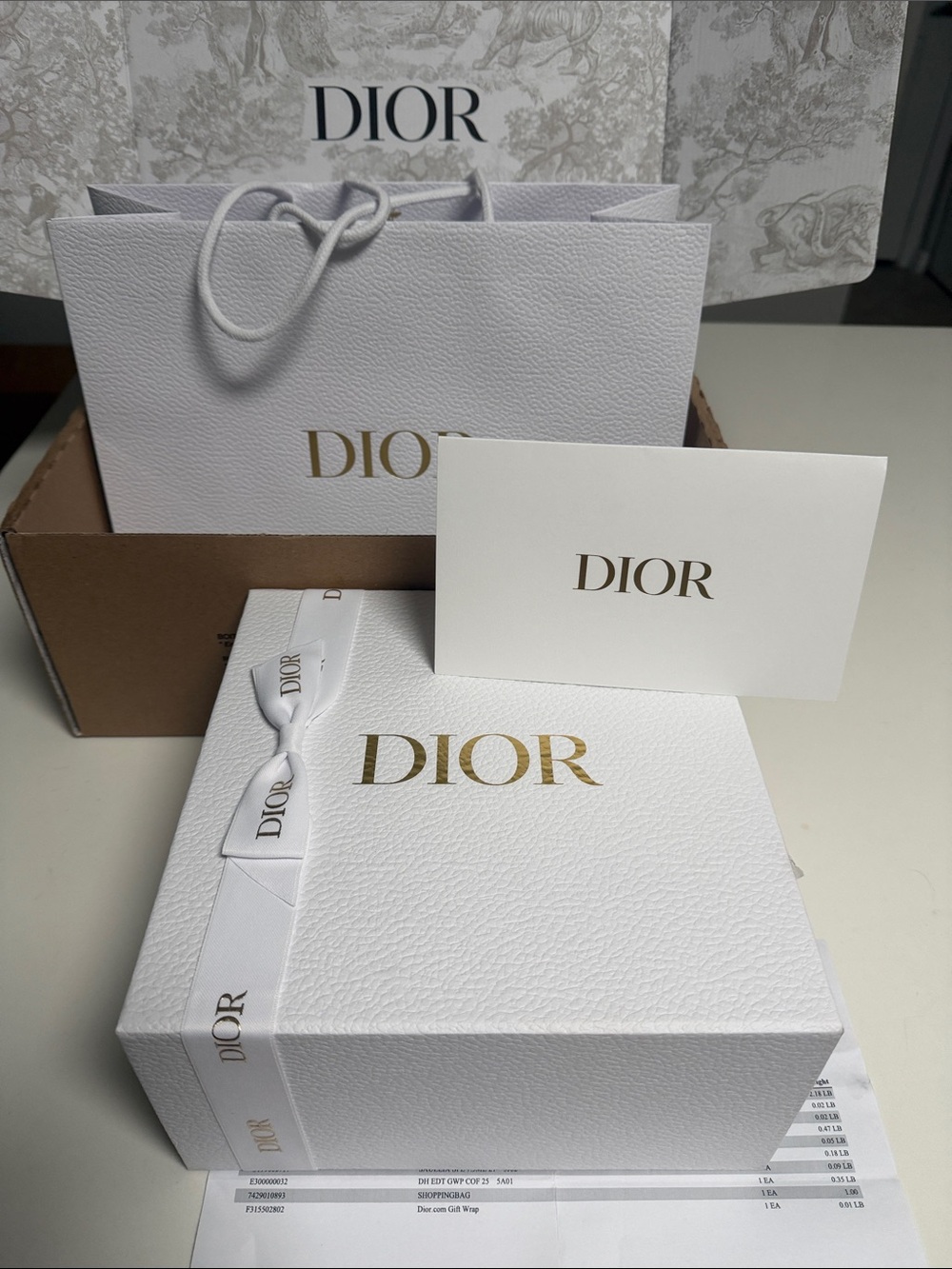 Dior luxury gift wrapping box/ gift bag/ tissue/ bow/ card/ mailing brown box